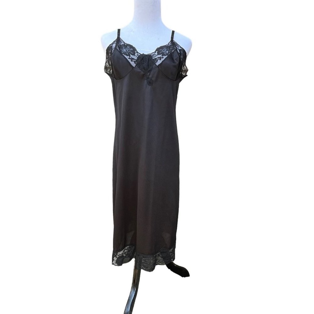 Kayser Vintage Nylon USA Womens Black Lace Slip Chemise Rose Lace Accent Size 38